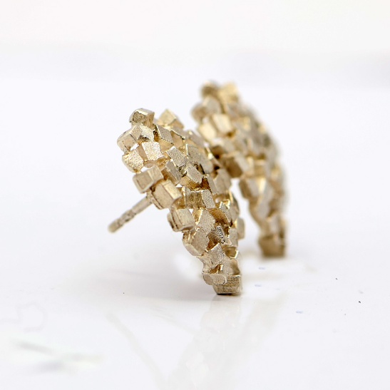 dion_zilveren_oorbellen_voor_dames_cadeautip_women_gelderland_nederland_gemaakt_in_oplage_unieke_oorbellen_dames_jewellery