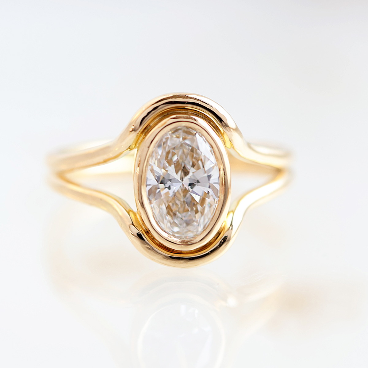 grace_gouden_ring_ovale_lab-grown_diamant_collectie_beloved_goudsmid_tessa_reijmers_1775312021