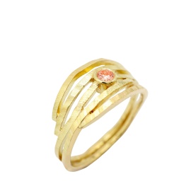 gouden ring blush met diamant sfeerofoto