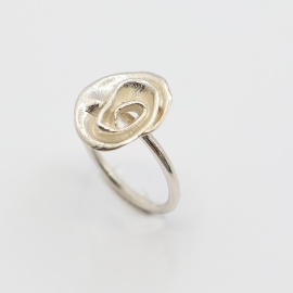 camelie_ring_met_roosje_zilver