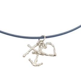 zilveren hanger geloof hoop liefde groot met grillige bedels sfeerfoto