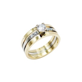 gouden ring l'amour met diamanten sfeerfoto