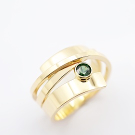 streling_groen_gouden_ring_saffier