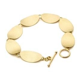 gouden armband twizzel-a2 met ovale schakels sfeerfoto