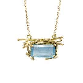gouden hanger weva-h3 met aquamarijn sfeerfoto