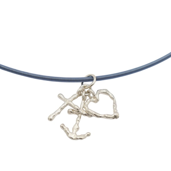 zilveren hanger geloof hoop liefde groot met grillige bedels sfeerfoto