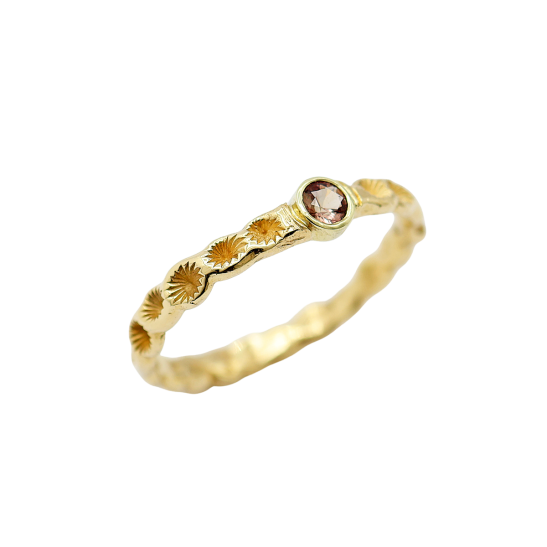 gouden_ring_14_karaat_tana_met_afdruk_bladpatroon_genoemd_naar_meer_tana_in_etiopie