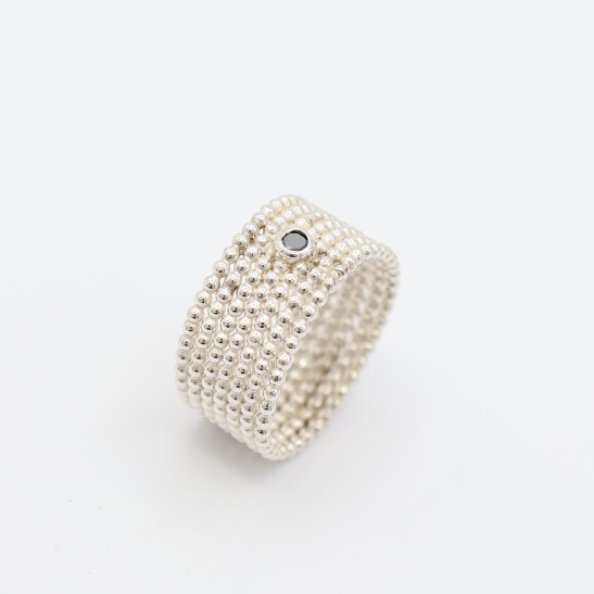 nelly_zilveren_brede_bolletjes_ring