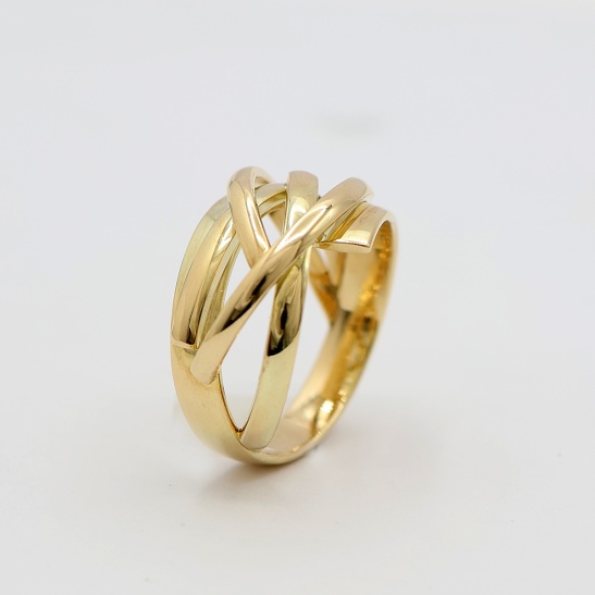 gouden ring omhels mij met luxe uitstraling sfeerfoto