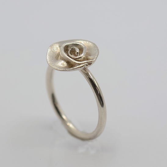 rosa_zilveren_ring_met_roos
