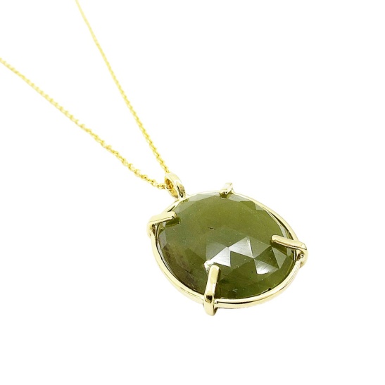 gouden hanger safra-h2 met groene saffier sfeerfoto