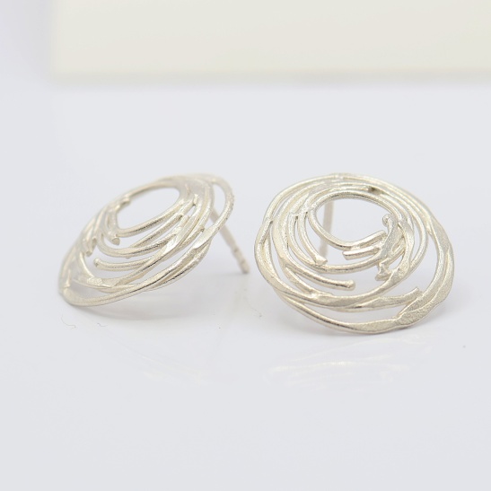 saturna_oorbellen_zilver_organisch