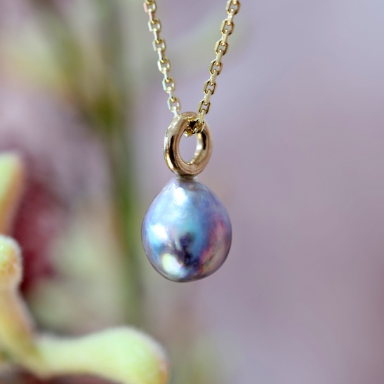 shella_gouden_parelhanger