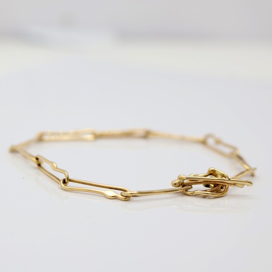 sol_gouden_armband_met_ronde_draad_schakels