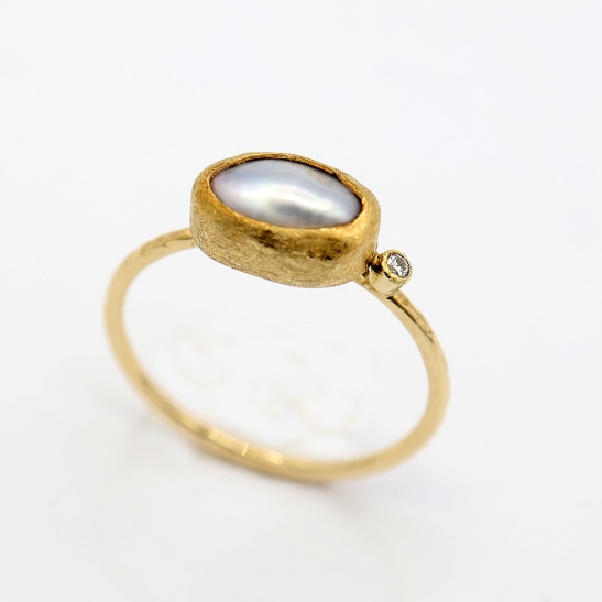willly_handgemaakte_unieke_gouden_ring_met_diamant_en_parel